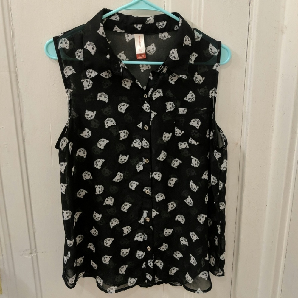 No Boundaries Black Cat Print Blouse